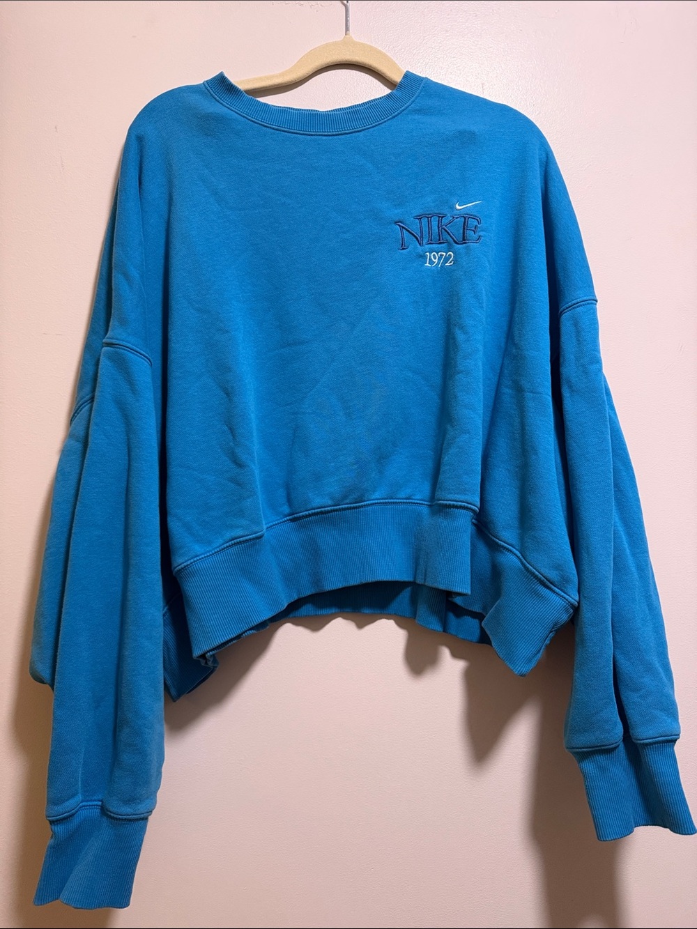 Nike Teal Blue Cropped Pullover Sweatshirt